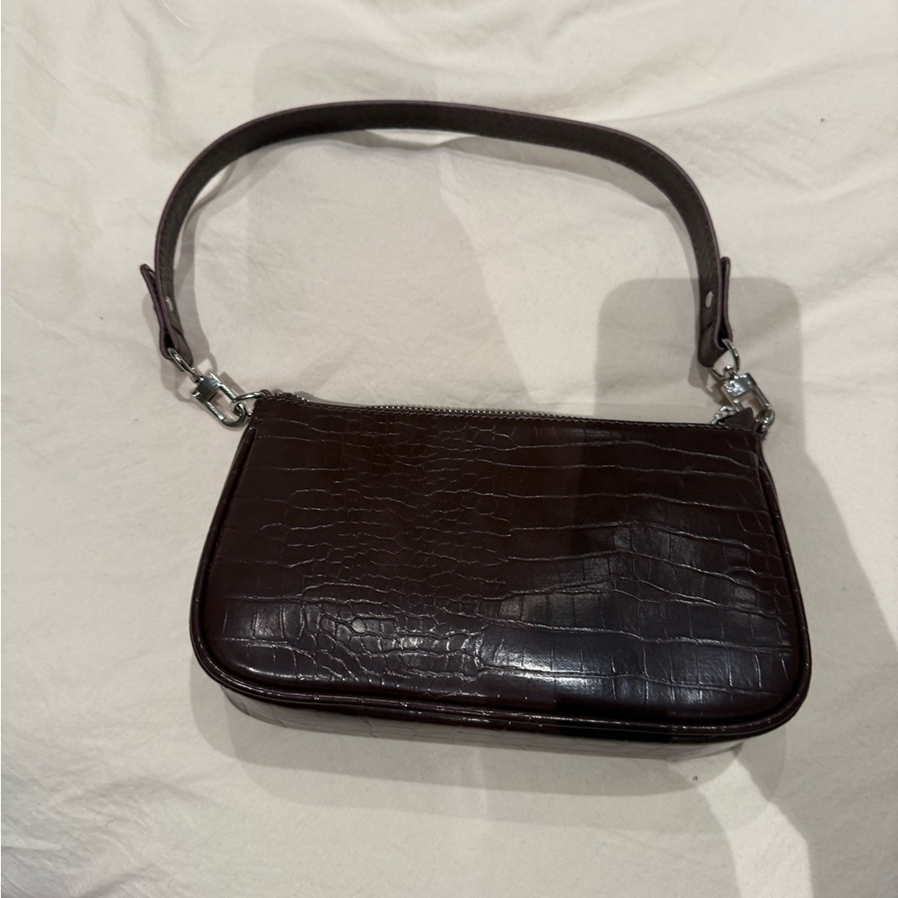 Brown urban outfitters purse